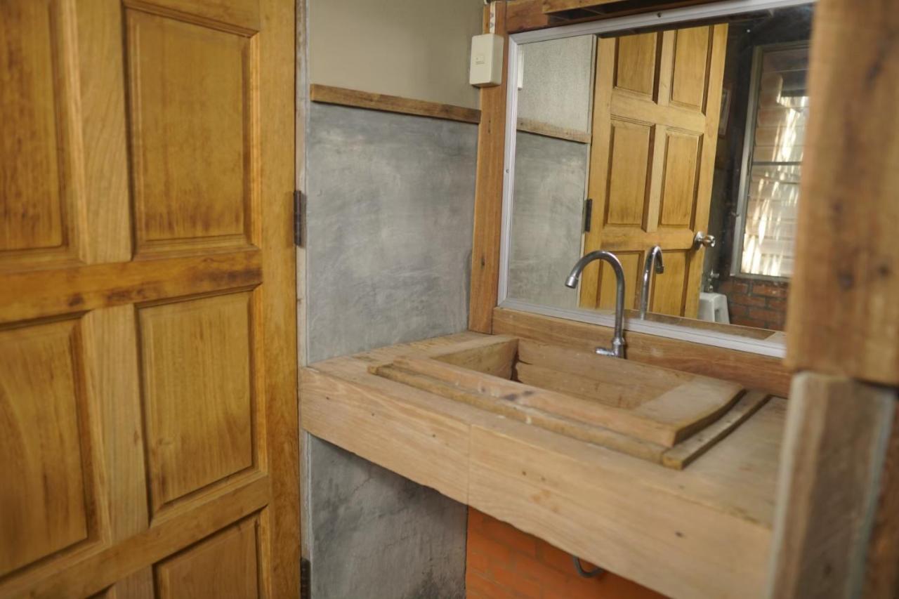 Tongluang Inthanon Homestay โต้งหลวงอินทนนท์โฮมสเตย์ Chom Thong Zewnętrze zdjęcie