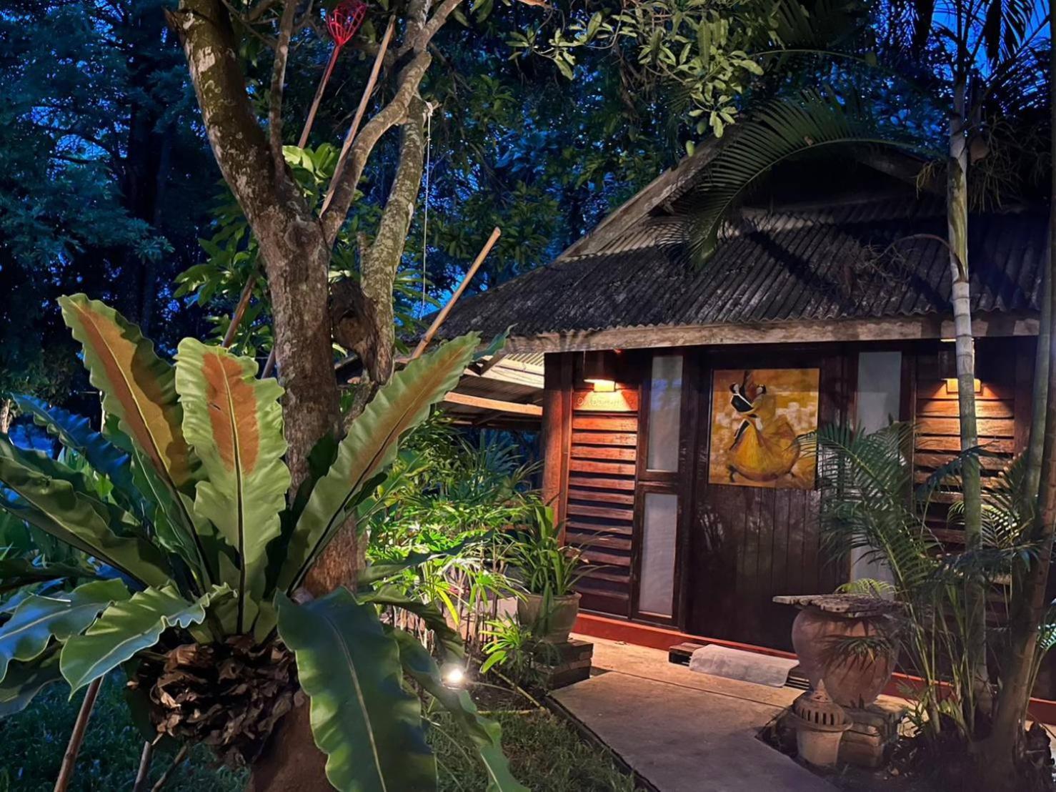 Tongluang Inthanon Homestay โต้งหลวงอินทนนท์โฮมสเตย์ Chom Thong Zewnętrze zdjęcie